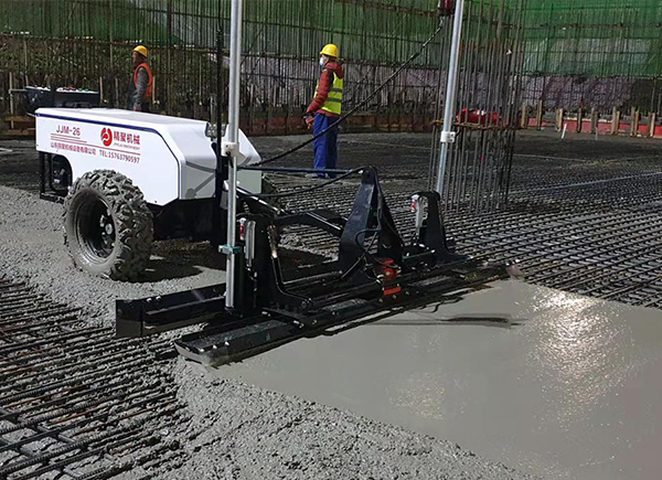 兩輪激光整平機施工機器01 兩輪激光整平機施工機器01